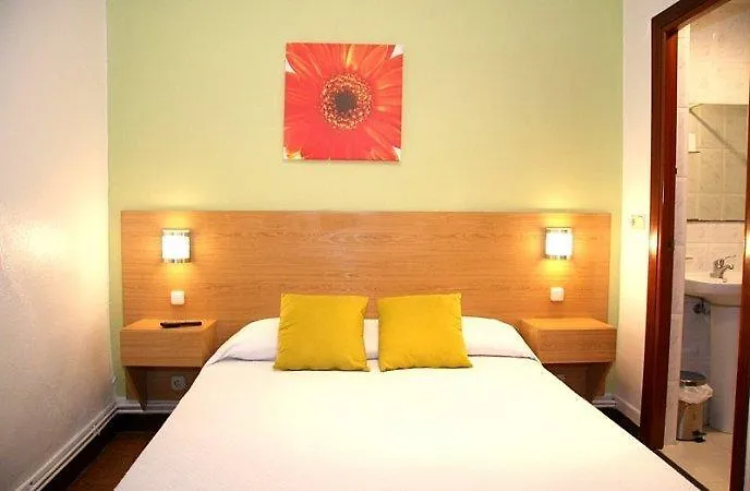 Guest house Pension Anorga San Sebastian