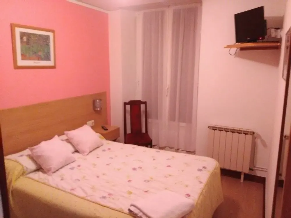 Guest house Pension Anorga San Sebastian