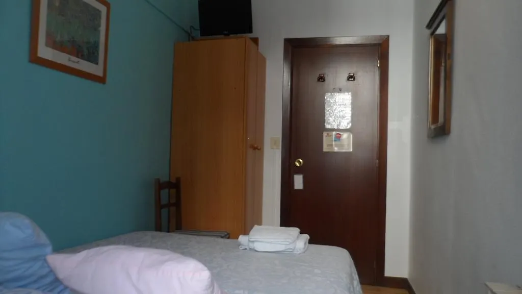 Guest house Pension Anorga San Sebastian